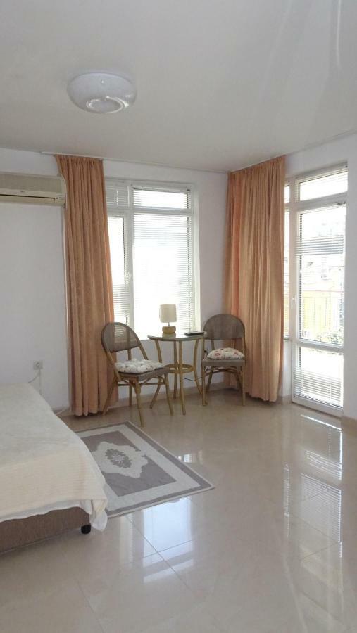 Apartament Bogoridi Burgas Esterno foto